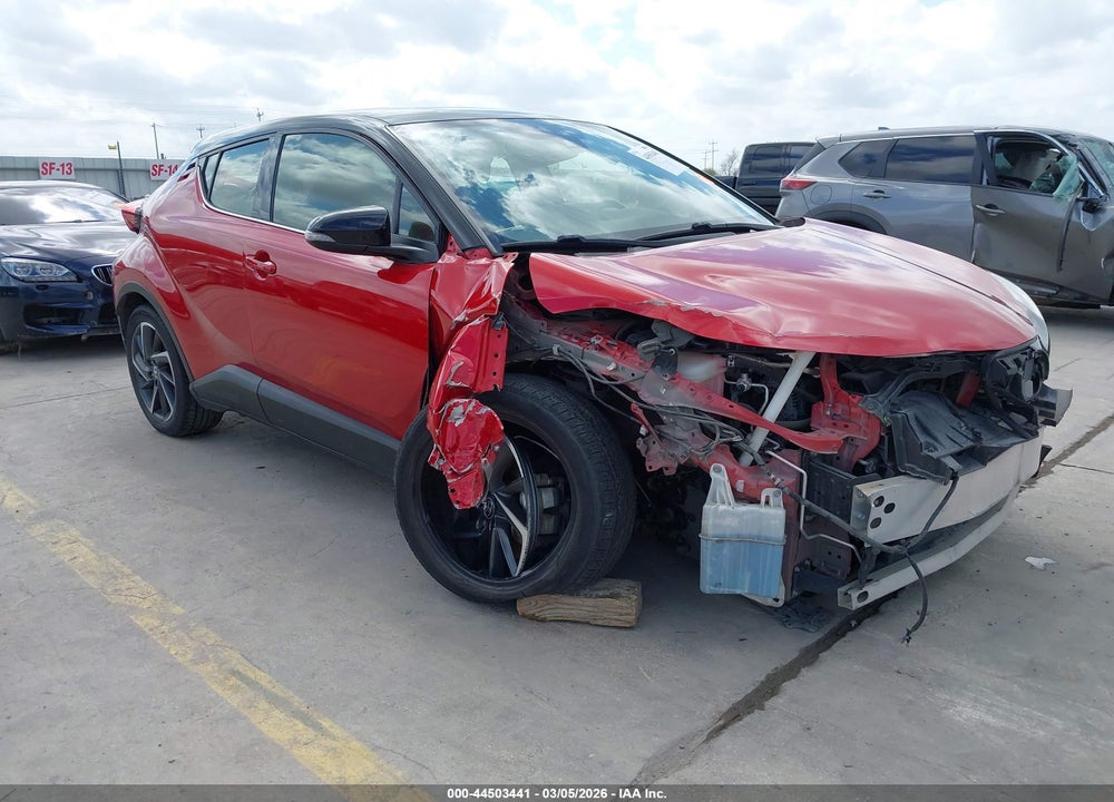 2020 TOYOTA C-HR LIMITED VIN: JTNKHMBX2L1063839