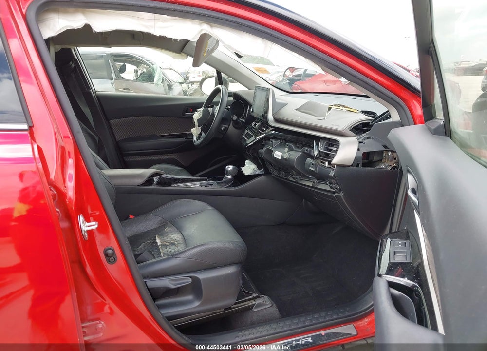 2020 TOYOTA C-HR LIMITED VIN: JTNKHMBX2L1063839