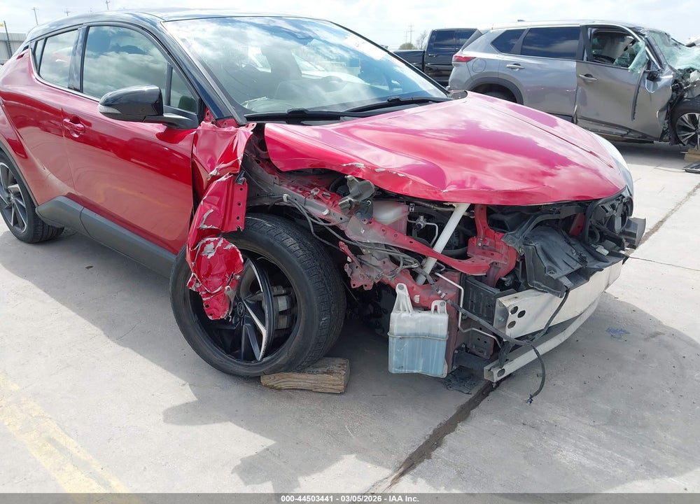 2020 TOYOTA C-HR LIMITED VIN: JTNKHMBX2L1063839
