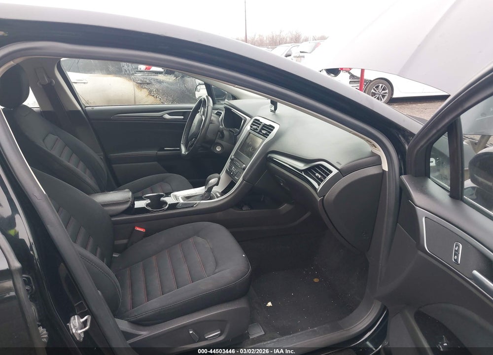 2016 FORD FUSION SE VIN: 3FA6P0H77GR210215