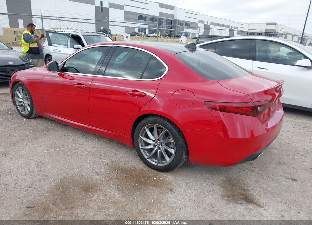 2018 ALFA ROMEO GIULIA RWD VIN: ZARFAEBN9J7580294