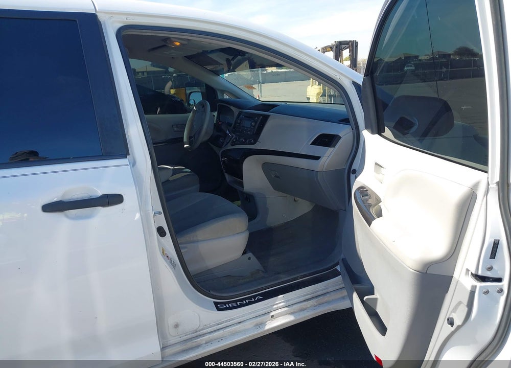 2013 TOYOTA SIENNA L V6 7 PASSENGER VIN: 5TDZK3DC4DS400962