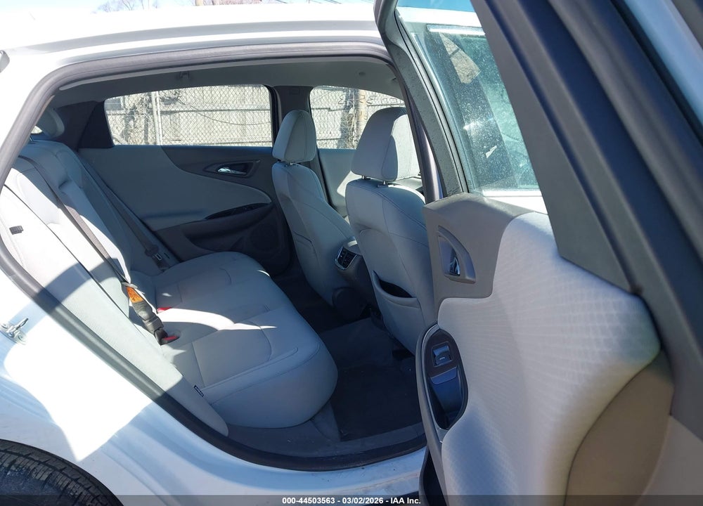 2017 CHEVROLET MALIBU 1LT VIN: 1G1ZE5ST4HF179397
