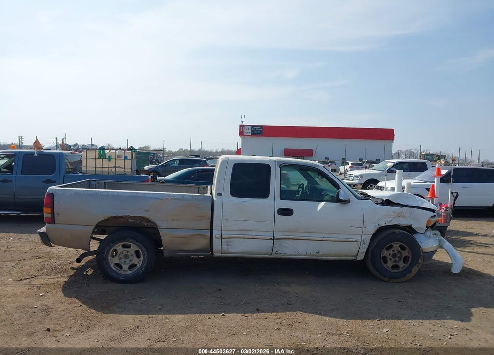 1999 GMC SIERRA 1500 SLE VIN: 2GTEC19T8X1566132