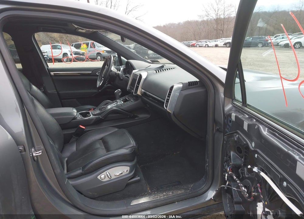 2018 PORSCHE CAYENNE VIN: WP1AA2A29JKA03657