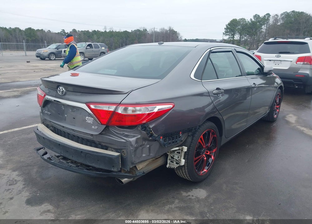 2016 TOYOTA CAMRY SE VIN: 4T1BF1FK4GU238082