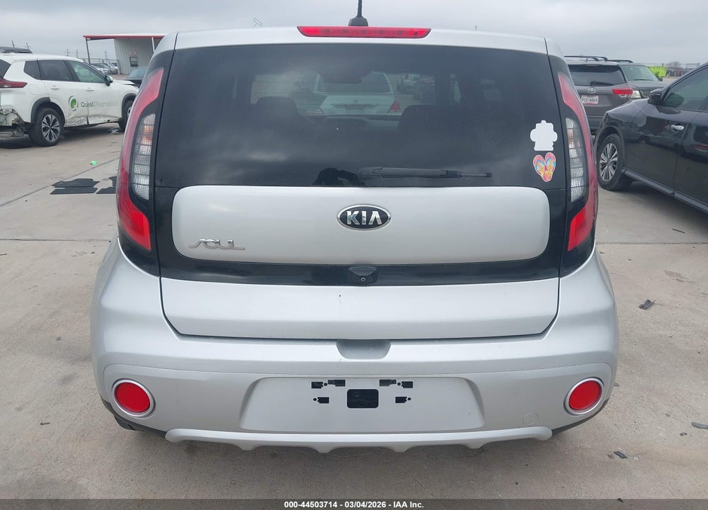 2017 KIA SOUL + VIN: KNDJP3A56H7451514