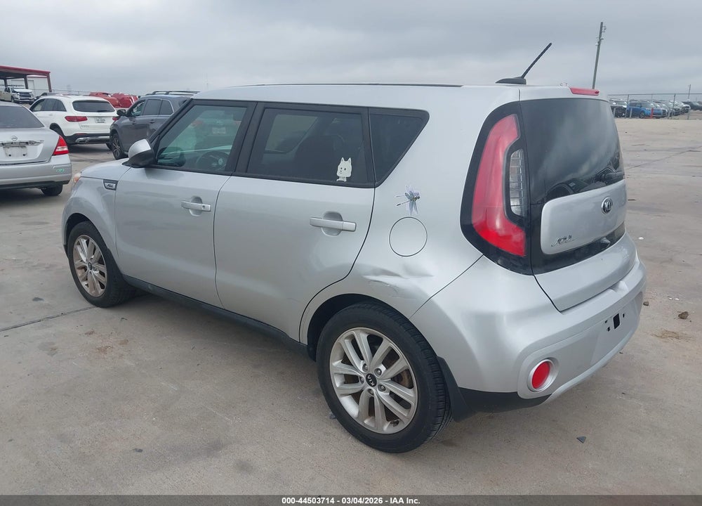 2017 KIA SOUL + VIN: KNDJP3A56H7451514