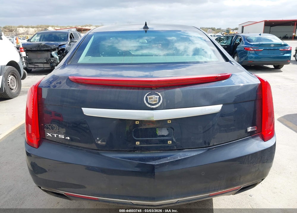 2013 CADILLAC XTS PLATINUM VIN: 2G61V5S33D9193057