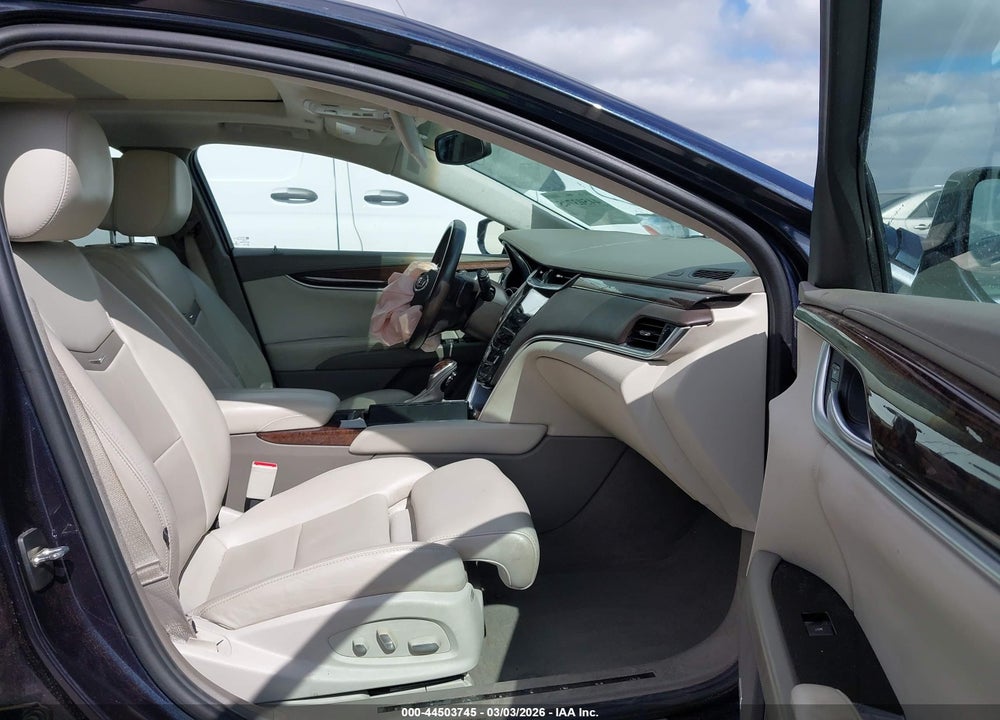 2013 CADILLAC XTS PLATINUM VIN: 2G61V5S33D9193057