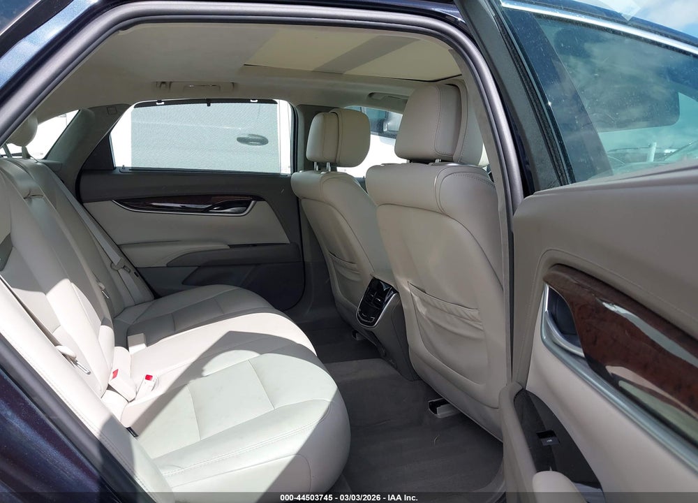 2013 CADILLAC XTS PLATINUM VIN: 2G61V5S33D9193057