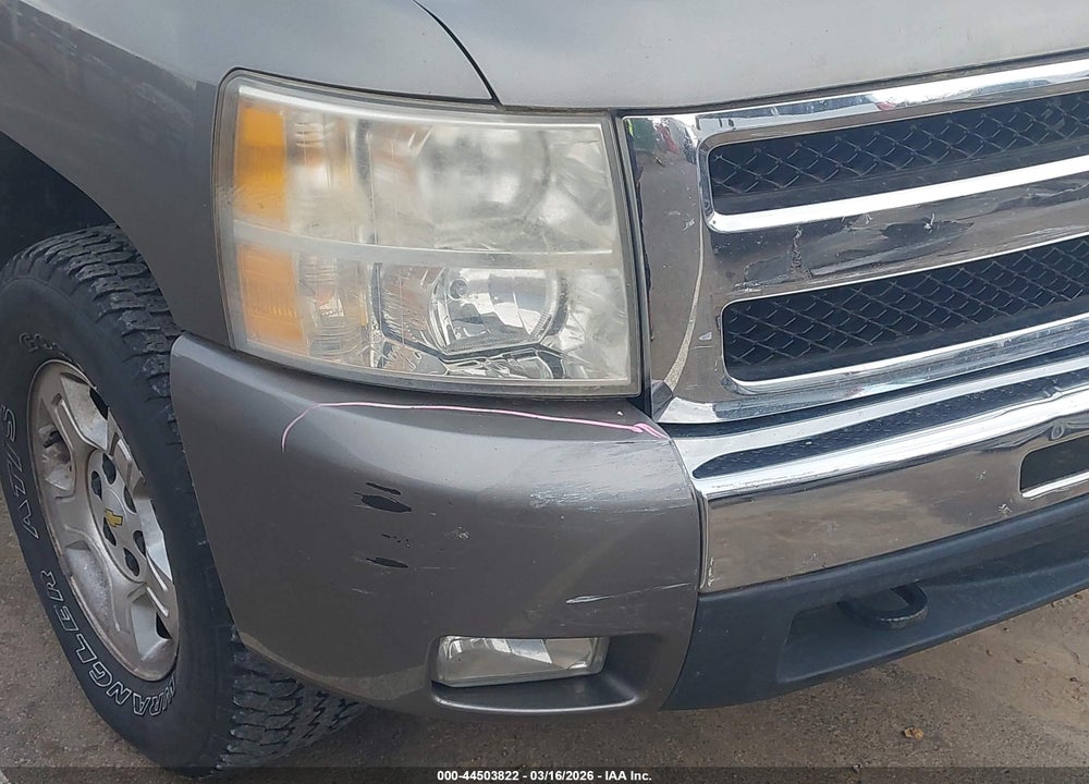 2009 CHEVROLET SILVERADO 1500 LT VIN: 1GCEK29009Z272393