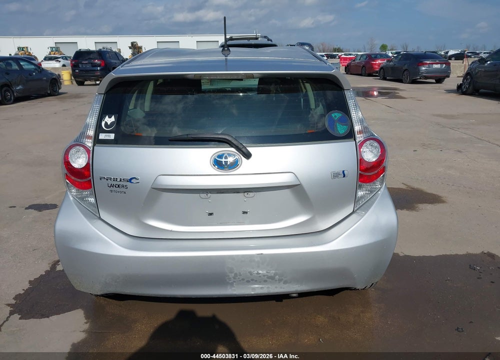 2013 TOYOTA PRIUS C TWO VIN: JTDKDTB3XD1047073