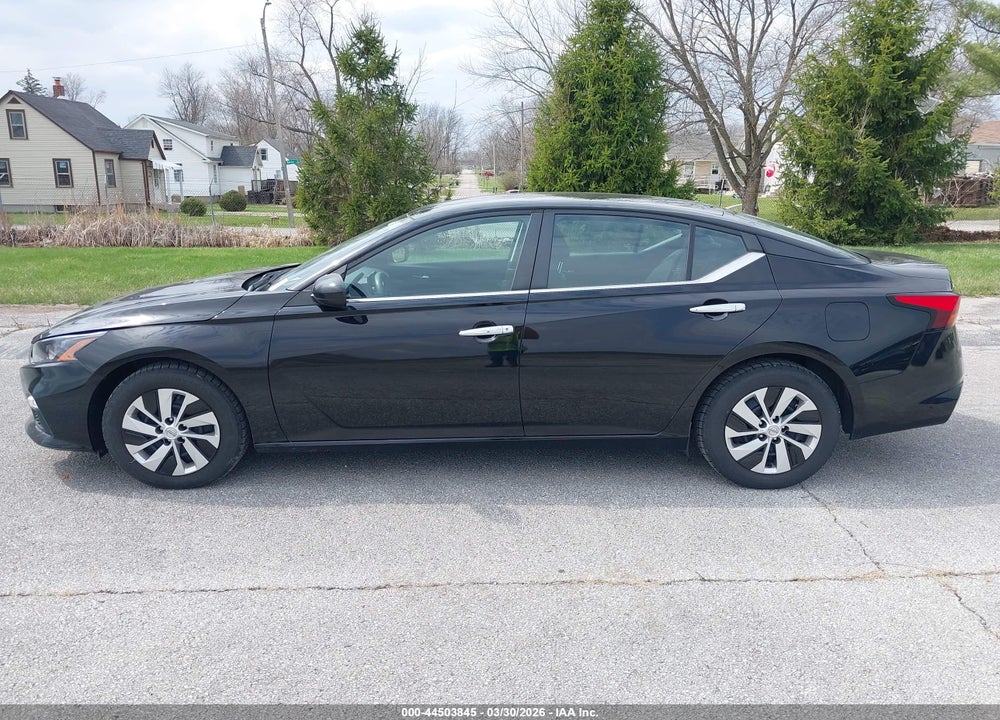 2022 NISSAN ALTIMA S FWD VIN: 1N4BL4BVXNN300077