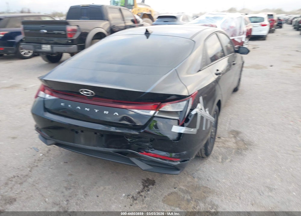 2021 HYUNDAI ELANTRA SEL VIN: KMHLM4AG2MU128660