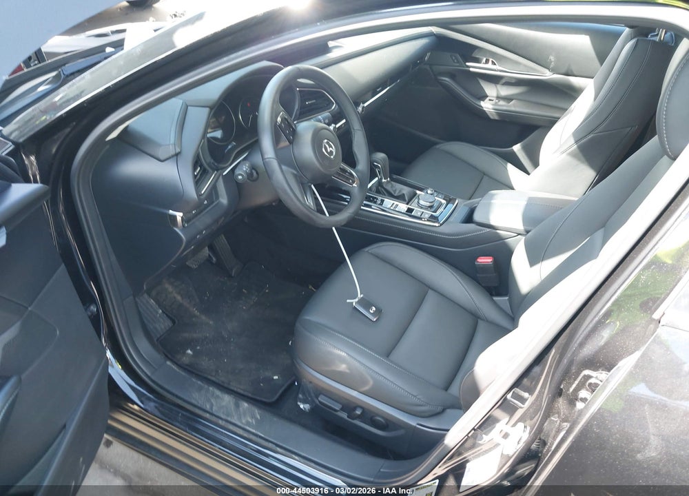 2025 MAZDA CX-30 2.5 S PREFERRED PACKAGE VIN: 3MVDMBCM1SM844675