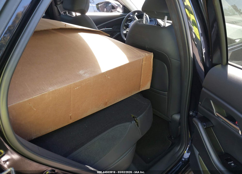 2025 MAZDA CX-30 2.5 S PREFERRED PACKAGE VIN: 3MVDMBCM1SM844675
