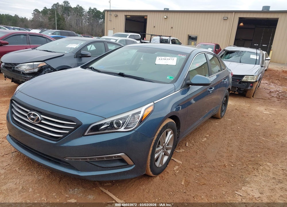 2015 HYUNDAI SONATA SE VIN: 5NPE24AF3FH228130