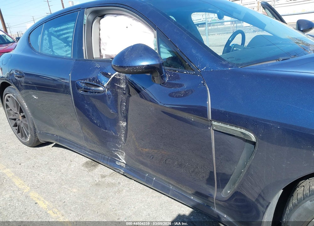 2016 PORSCHE PANAMERA 4 VIN: WP0AA2A7XGL003893