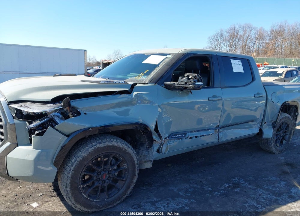 2024 TOYOTA TUNDRA HYBRID PLATINUM 4WD VIN: 5TFWC5DB3RX042032