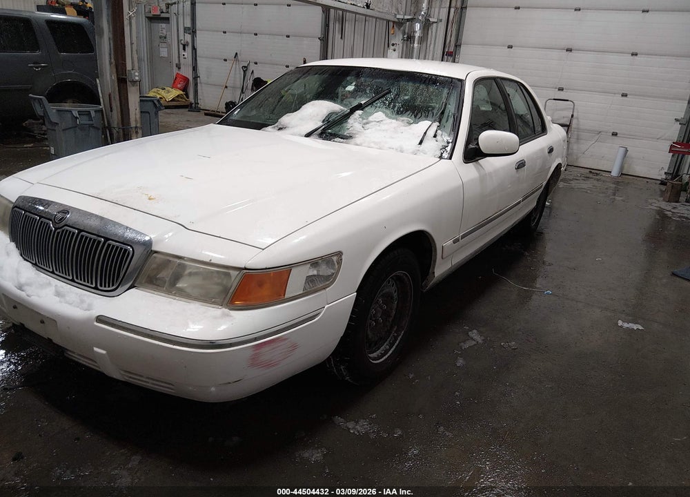 1998 MERCURY GRAND MARQUIS VIN: 2MEFM74W2WX663715