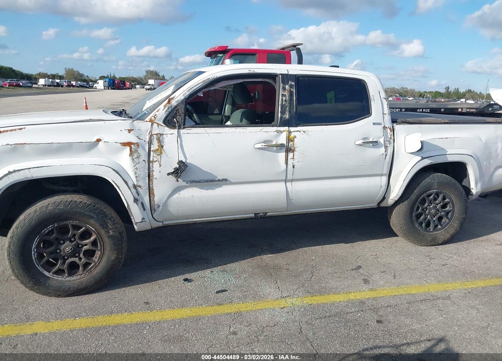2021 TOYOTA TACOMA SR5 V6 VIN: 3TMAZ5CN7MM158952