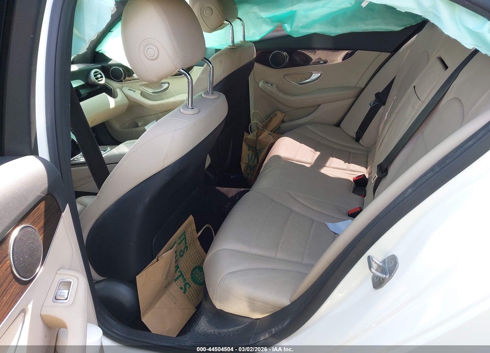 2018 MERCEDES-BENZ C 300 VIN: 55SWF4JB1JU236433