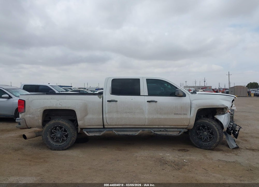 2015 CHEVROLET SILVERADO 2500HD LT VIN: 1GC1KVE81FF140512
