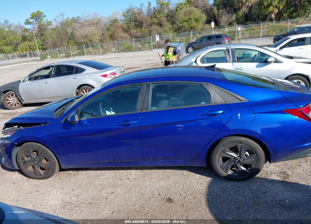 2022 HYUNDAI ELANTRA SEL VIN: KMHLM4AG4NU306358