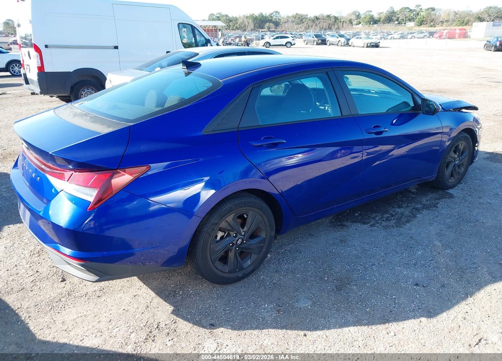 2022 HYUNDAI ELANTRA SEL VIN: KMHLM4AG4NU306358