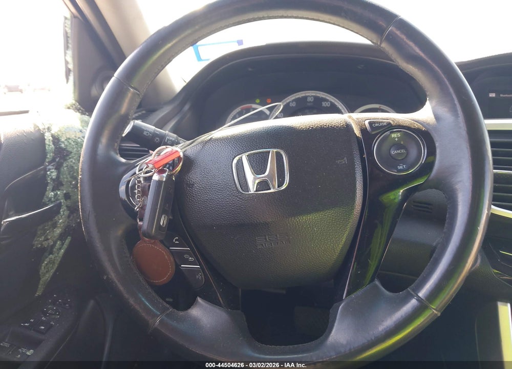 2016 HONDA ACCORD EX-L VIN: 1HGCR2F85GA151403
