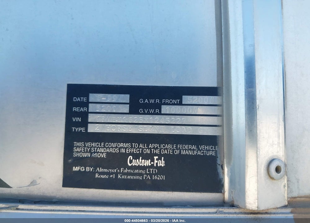 1999 CBGT HORSE TRAILER VIN: 48VBH1625X1245227