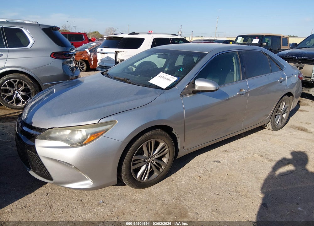 2015 TOYOTA CAMRY SE VIN: 4T1BF1FK2FU490718