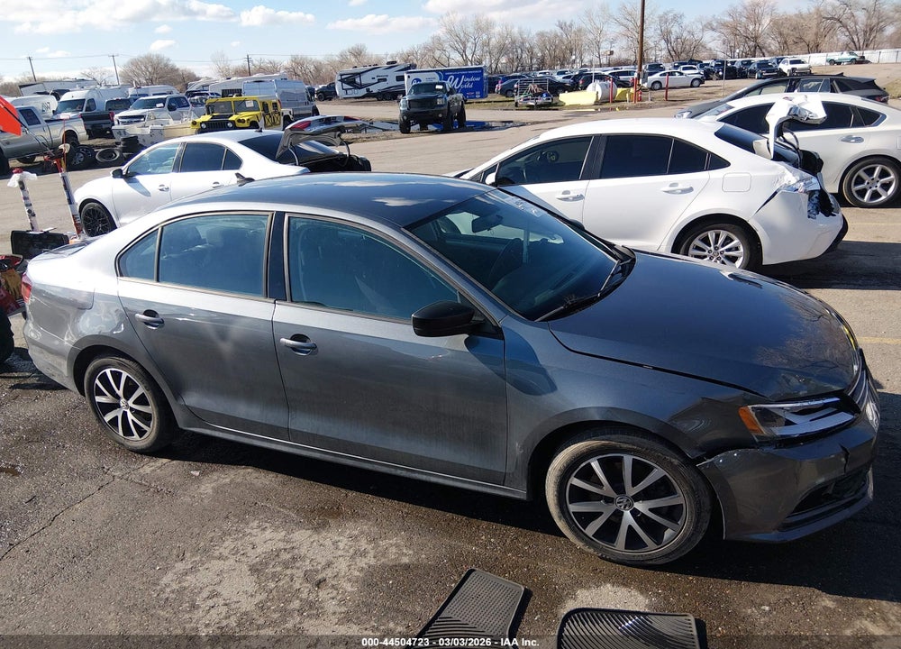 2016 VOLKSWAGEN JETTA 1.4T SE VIN: 3VWD67AJ2GM406303