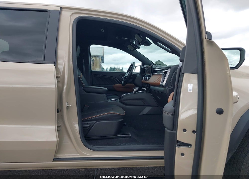 2023 GMC CANYON 4WD  SHORT BOX AT4 VIN: 1GTP6DEK3P1133886