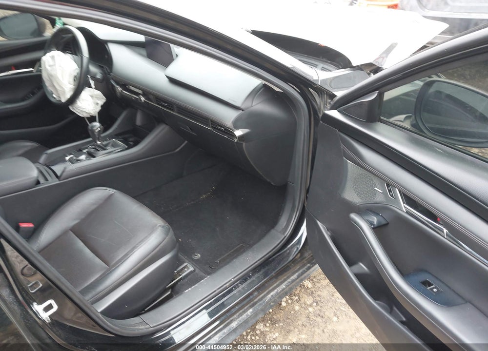 2019 MAZDA 3 PREMIUM PACKAGE VIN: 3MZBPAEM7KM102236