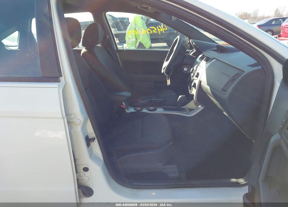 2010 FORD FOCUS SE VIN: 1FAHP3FNXAW183480