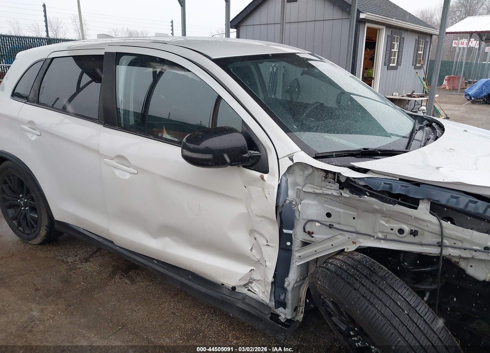 2019 MITSUBISHI OUTLANDER SPORT 2.0 LE VIN: JA4AP3AU2KU010893