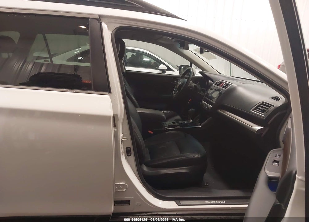 2017 SUBARU OUTBACK 2.5I LIMITED VIN: 4S4BSAKC3H3298341