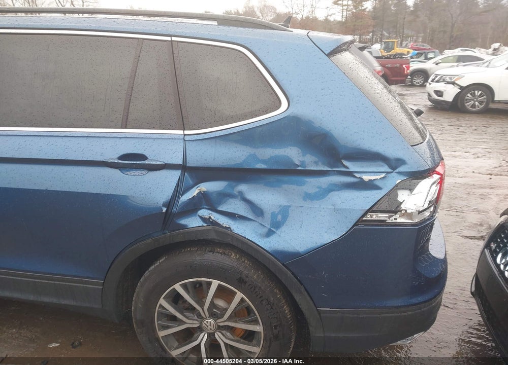 2019 VOLKSWAGEN TIGUAN 2.0T SE/2.0T SEL/2.0T SEL R-LINE/2.0T SEL R-LINE BLACK VIN: 3VV2B7AXXKM029482