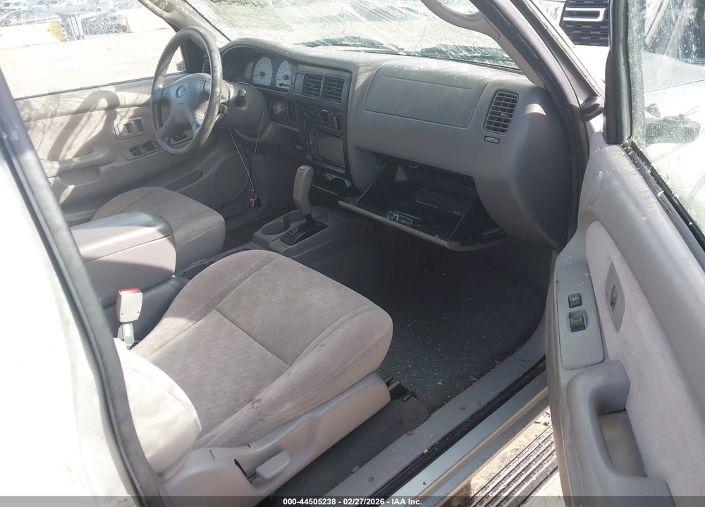 2004 TOYOTA TACOMA PRERUNNER V6 VIN: 5TEGN92N04Z401468