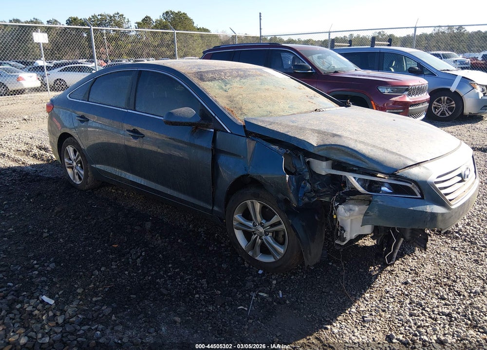 2016 HYUNDAI SONATA SE VIN: 5NPE24AF8GH383077