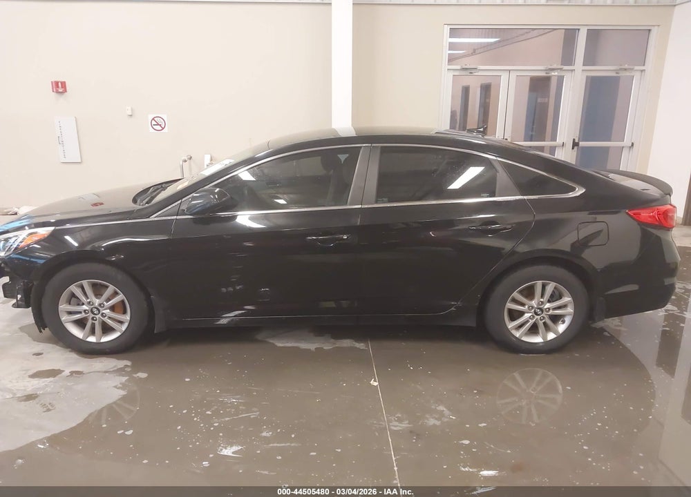2017 HYUNDAI SONATA ECO VIN: 5NPE24AA9HH451098