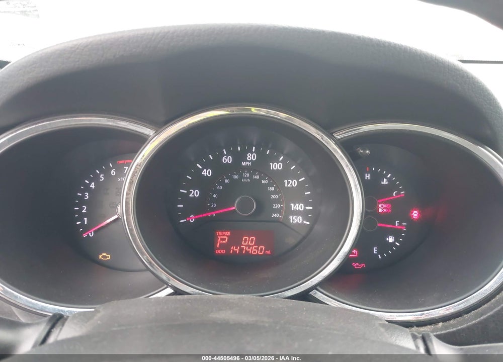 2013 KIA SORENTO LX VIN: 5XYKT3A18DG318070