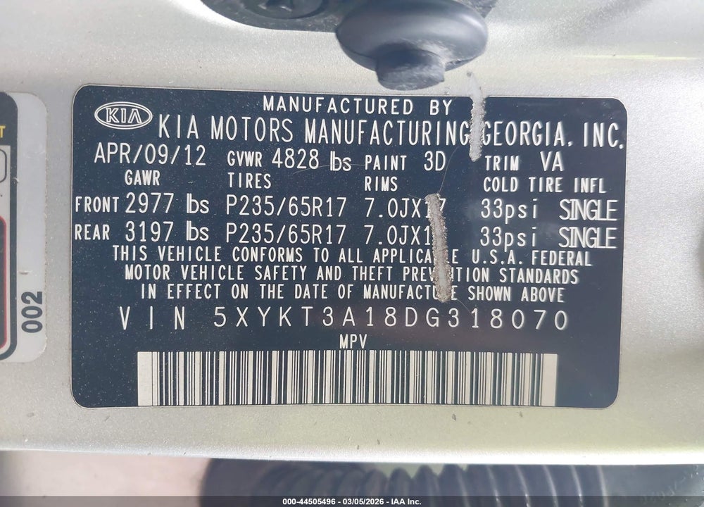 2013 KIA SORENTO LX VIN: 5XYKT3A18DG318070
