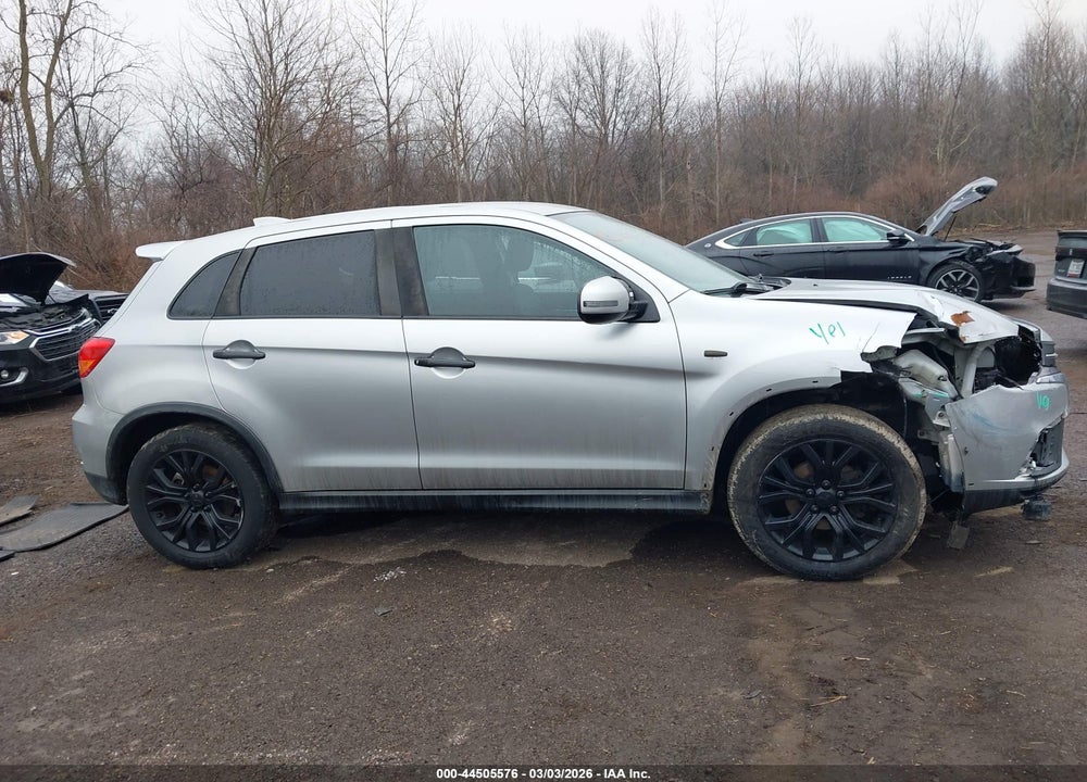 2018 MITSUBISHI OUTLANDER SPORT 2.0 ES VIN: JA4AP3AUXJZ032741