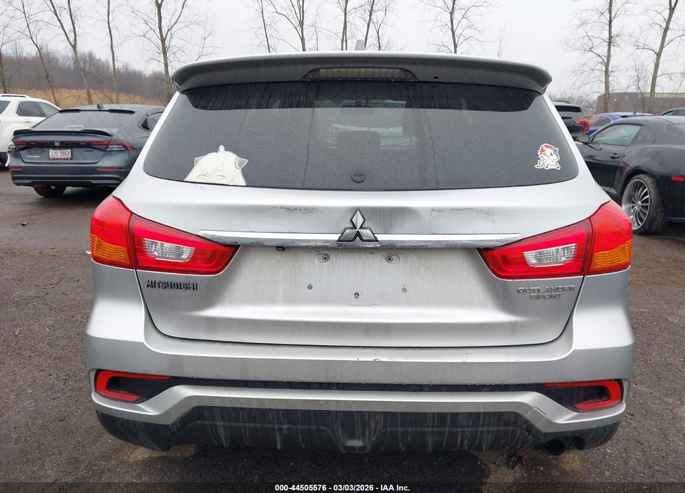 2018 MITSUBISHI OUTLANDER SPORT 2.0 ES VIN: JA4AP3AUXJZ032741