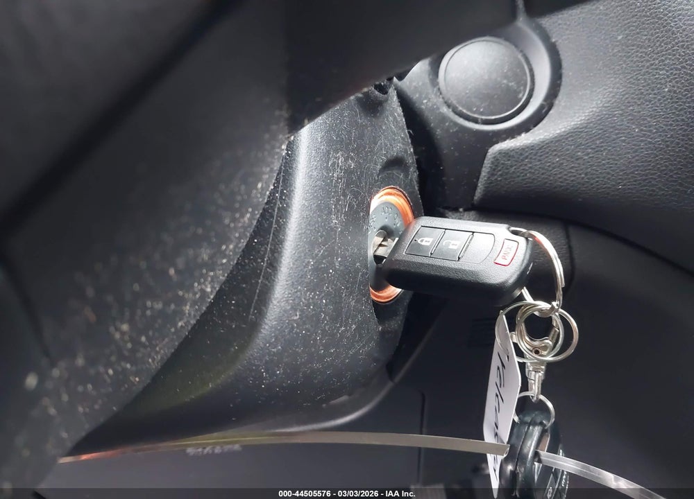 2018 MITSUBISHI OUTLANDER SPORT 2.0 ES VIN: JA4AP3AUXJZ032741