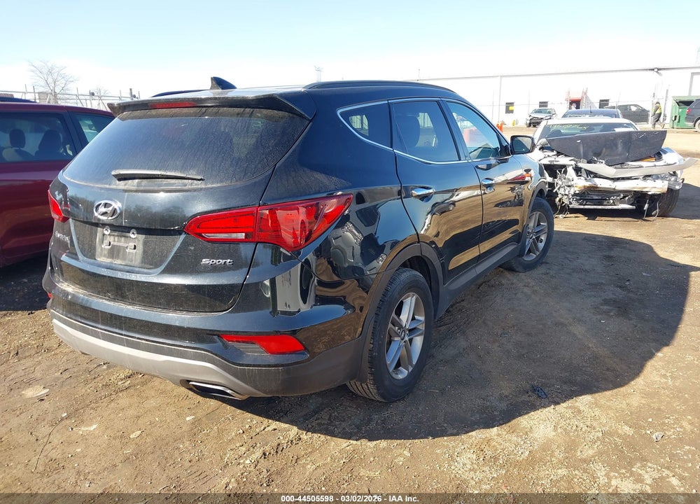 2017 HYUNDAI SANTA FE SPORT 2.4L VIN: 5NMZU3LB8HH015707