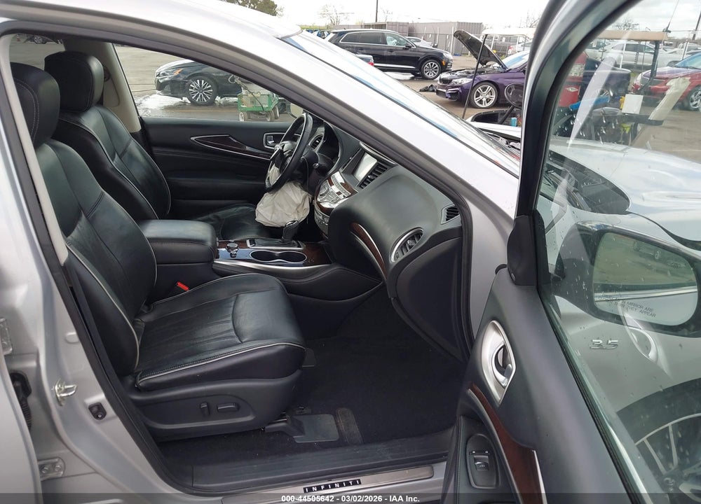 2017 INFINITI QX60 VIN: 5N1DL0MM4HC555979